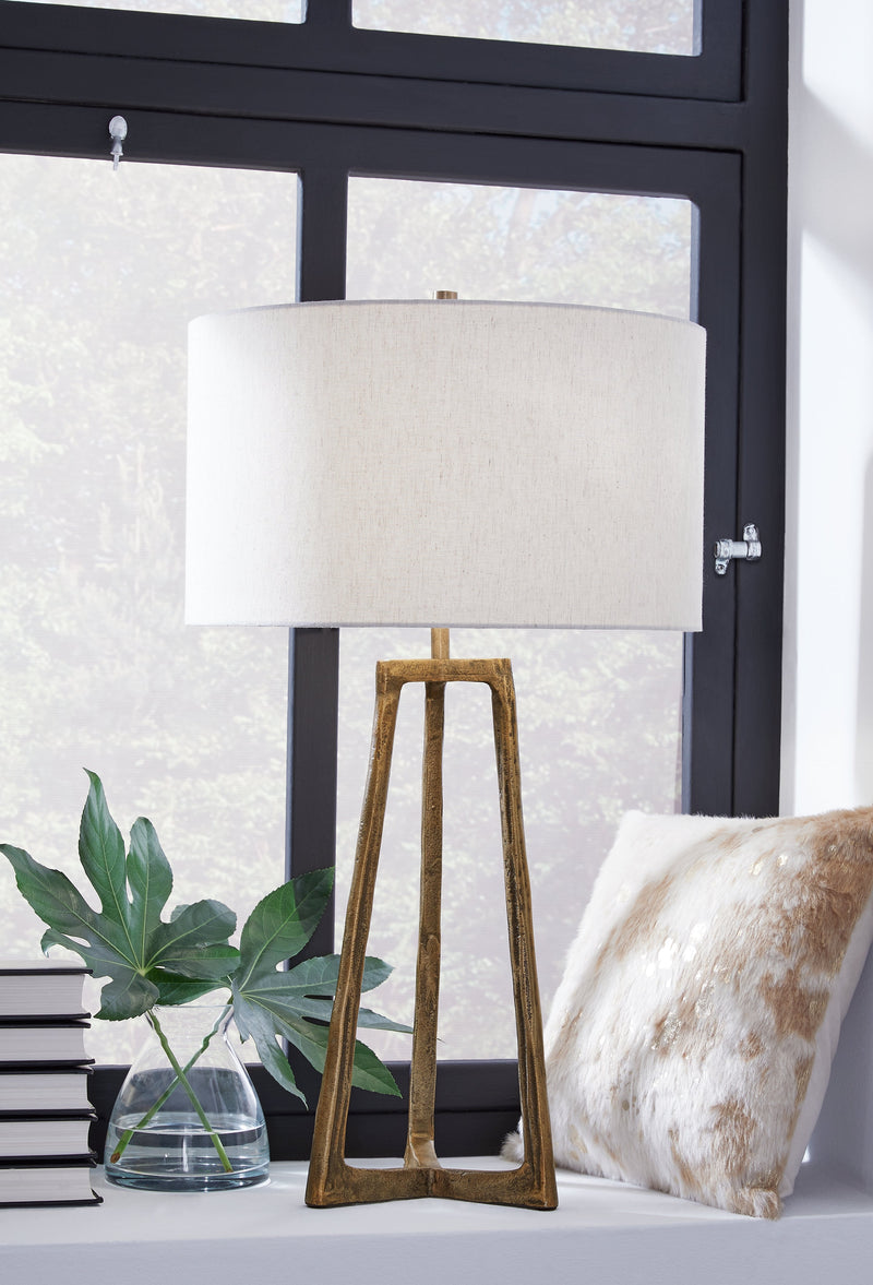 Ryandale Lightining
